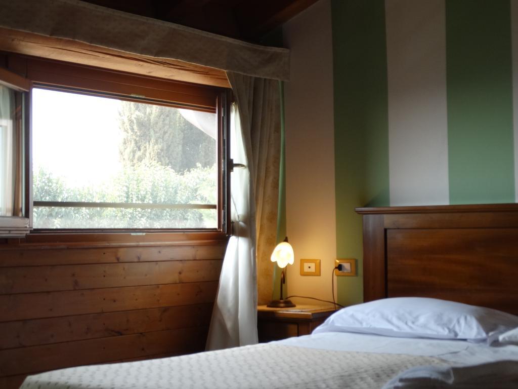 Agriturismo Casa Rosa Verona Exterior photo